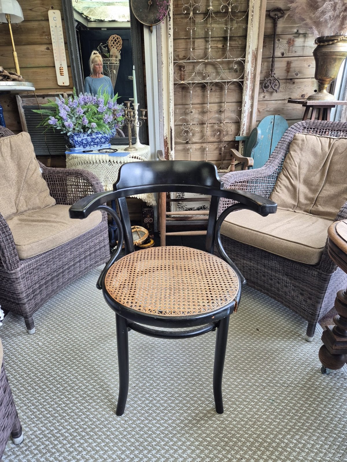 Thonet stoel met rotan zitting - beschadigd, Ophalen
