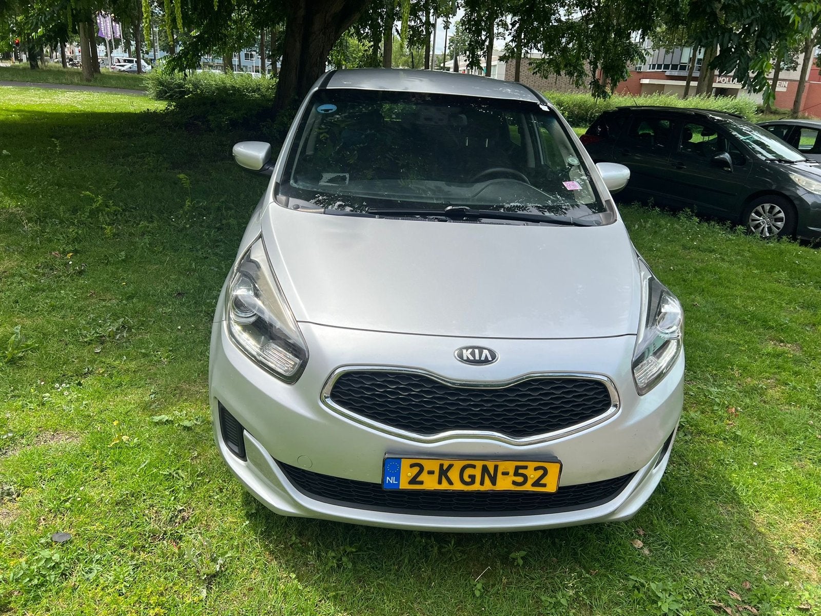 Kia Carens 1.6 GDI 2013 Grijs 7 Persoons, Auto's, Voorwielaandrijving, 730 kg, 1591 cc, 4 cilinders
