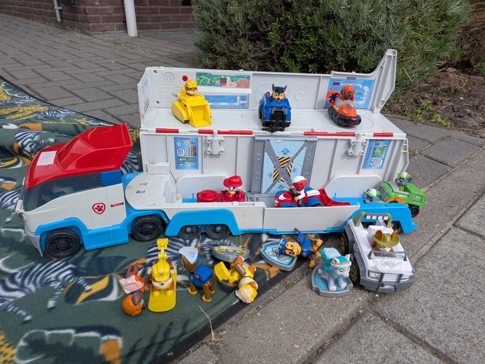 Grote Paw Patrol collectie met Patroller en figuren, Kinderen en Baby's, Ophalen, Gebruikt, Jongen of Meisje