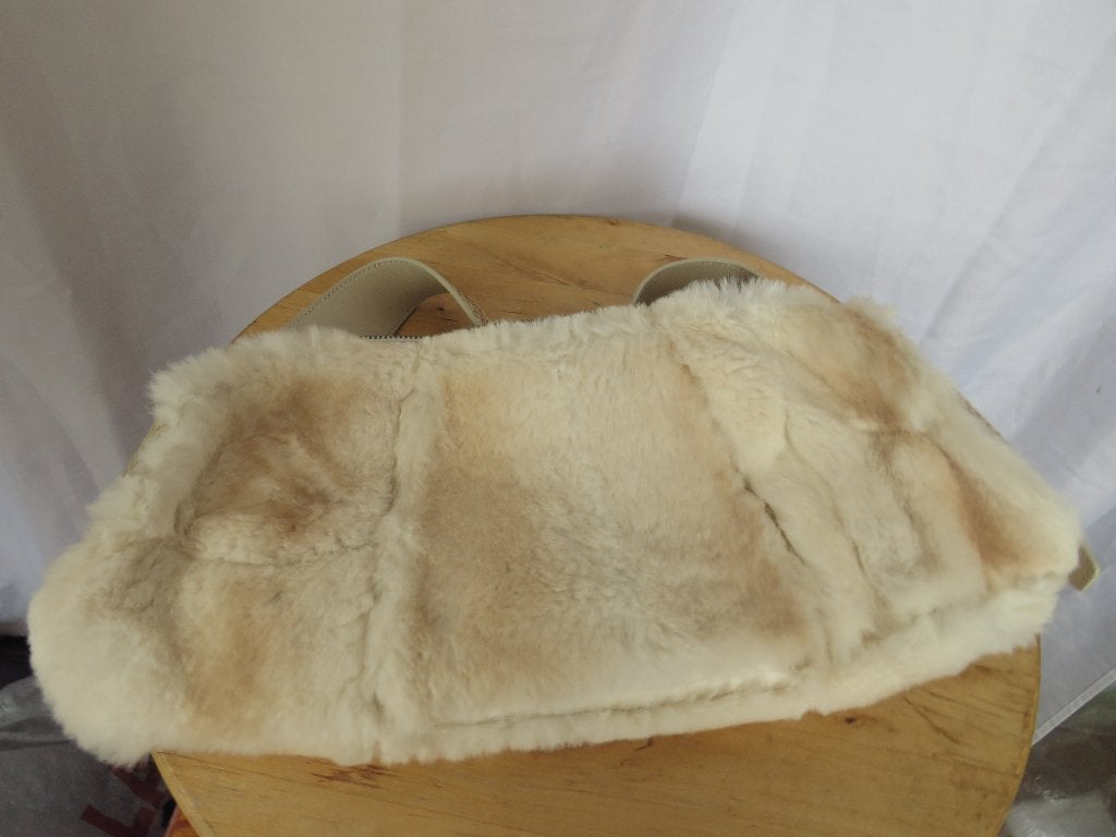 Tod’s bonttasje nwot rabbit fur barrel  phyton leather creme, Ophalen of Verzenden, Gebruikt, Beige, Handtas