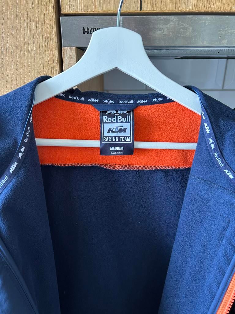 Red Bull KTM Racing Team Softshell Jas Maat M, Ophalen of Verzenden, Zo goed als nieuw, Maat 48/50 (M), Blauw