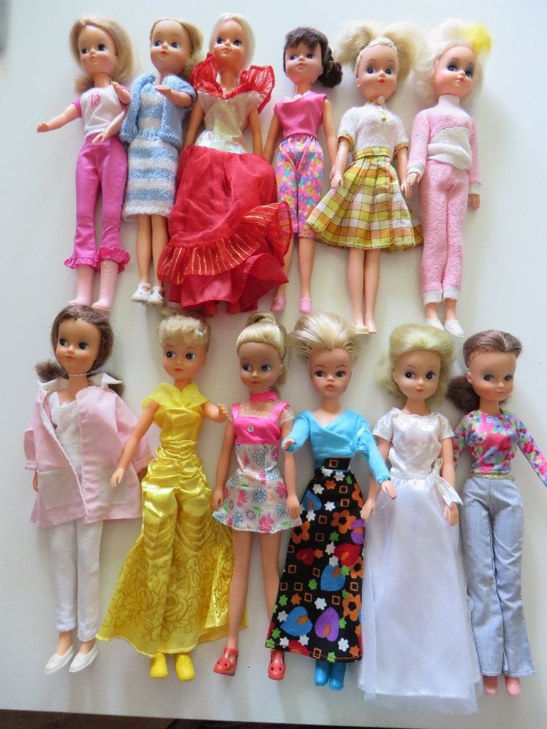 12 Barbie poppen, Verzamelen, Poppen, Ophalen, Gebruikt, Fashion Doll