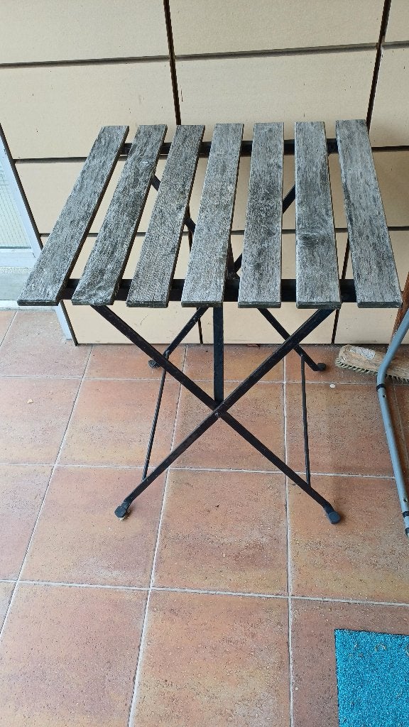 Tafeltje voor op balkon, Ophalen, Gebruikt, Vierkant, Hout