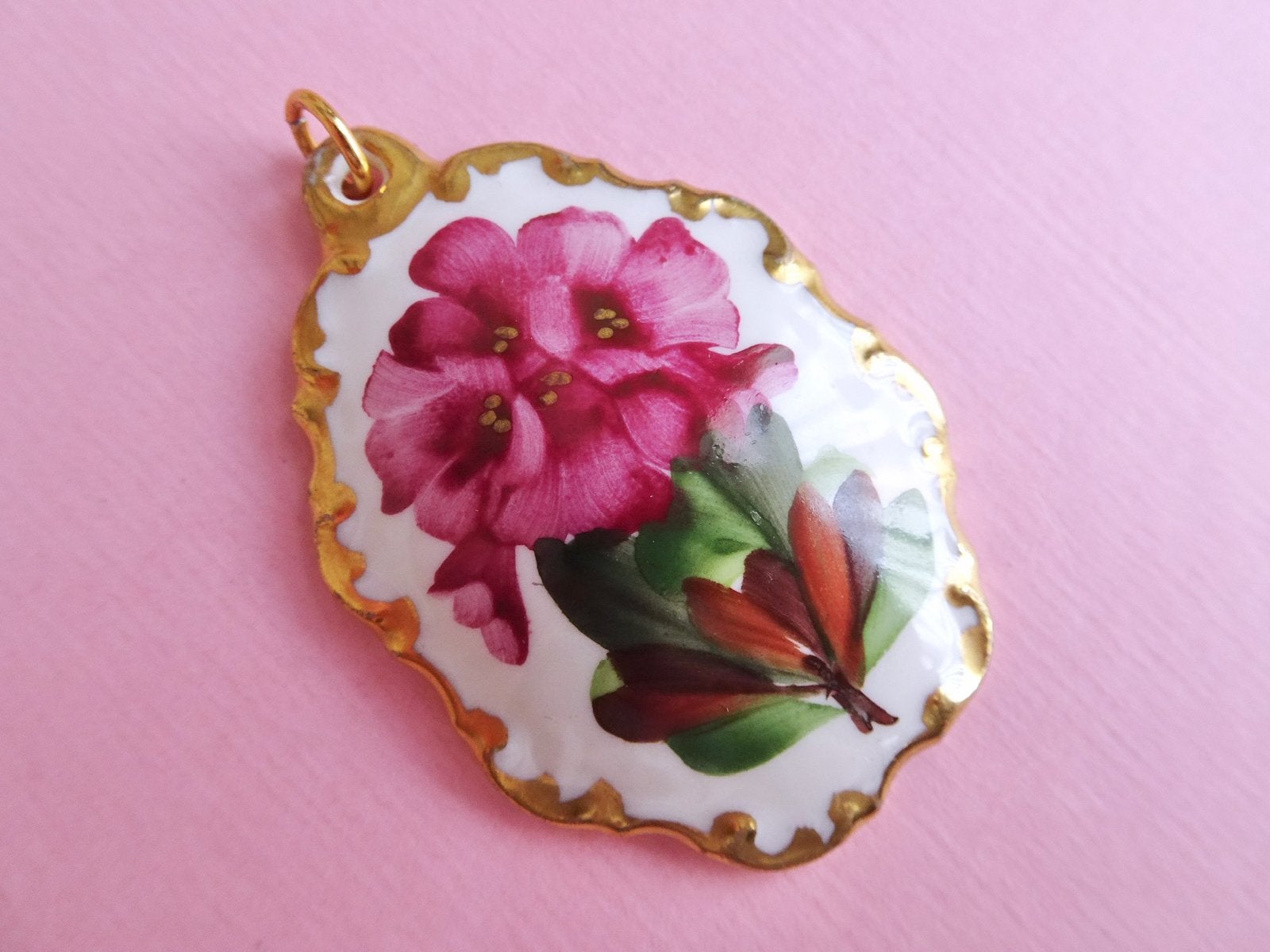 jwg Grote vintage ketting hanger porselein bloem roze goud, Verzenden, Overige materialen, Hanger, Verguld