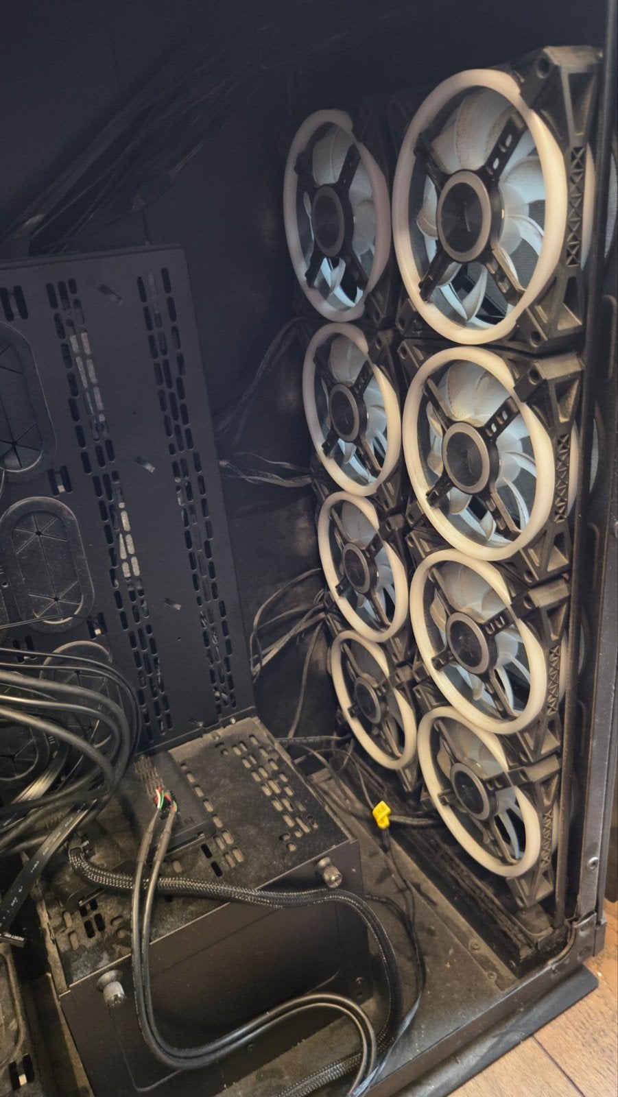 Foto 2 van corsair obsidian 1000d