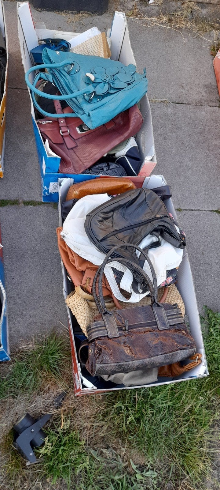 partij tassen handtas schoudertas rugtassen 500 stk 33 dozen, Diversen, Rommelmarktspullen, Ophalen, Gebruikt