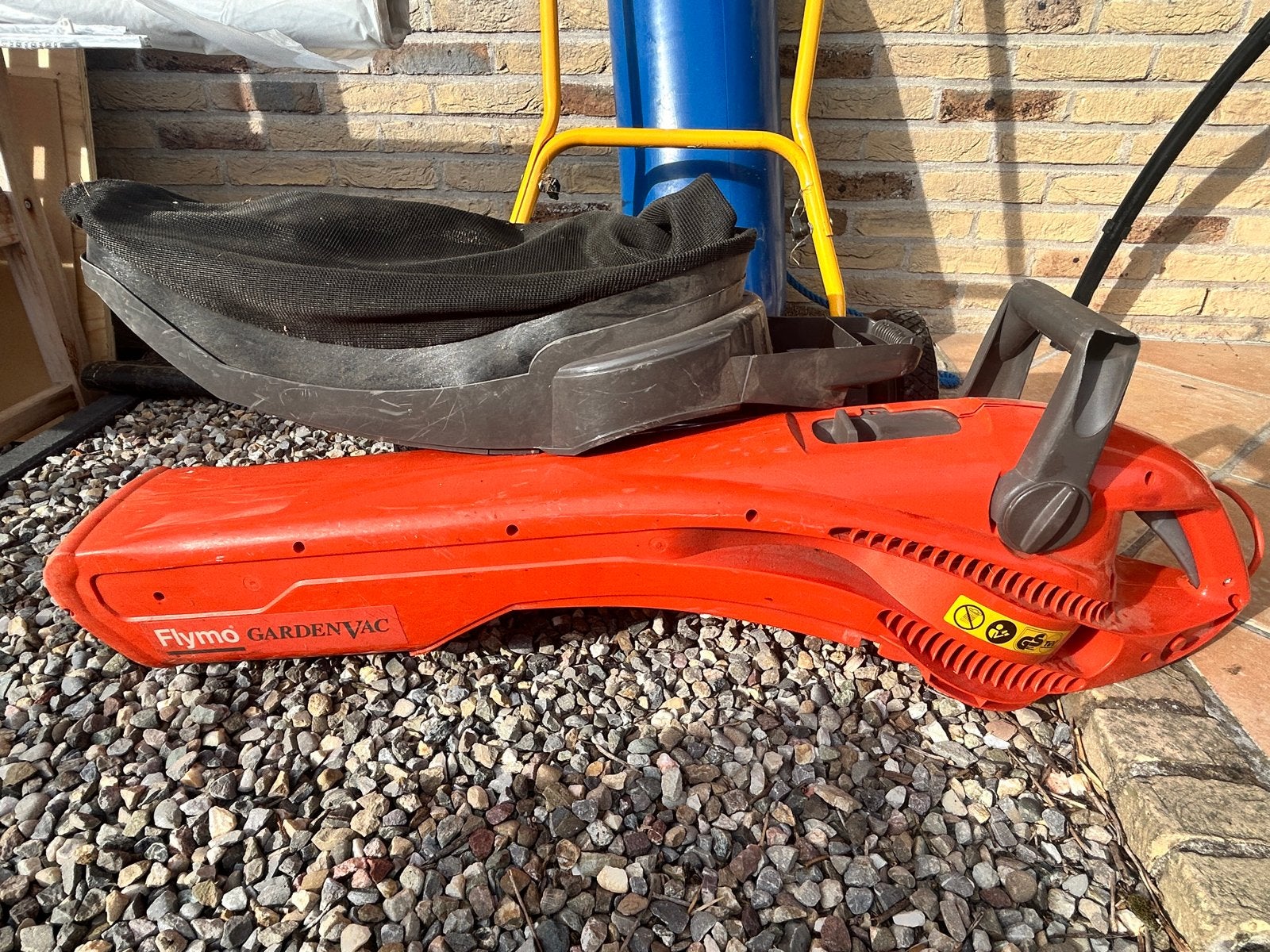 Flymo GARDENVAC Bladblazer/Bladzuiger met opvangzak, Ophalen, Gebruikt, Handgedragen, Met opvangzak
