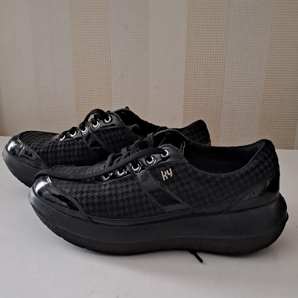 Kybun schoenen, Ophalen of Verzenden, Zo goed als nieuw, Sneakers of Gympen