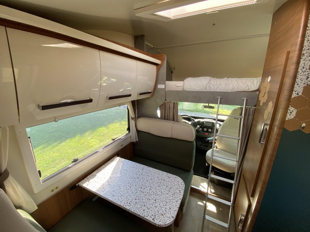 Foto 14 van Elnagh Baron 26 Alkoof 2020 | Dakairco | Level | Off Grid