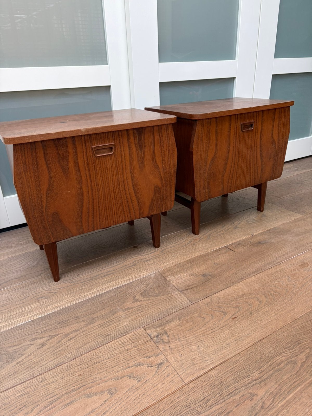 Twee originele vintage Deense nachtkastjes, Huis en Inrichting, Ophalen, Zo goed als nieuw, Minder dan 45 cm