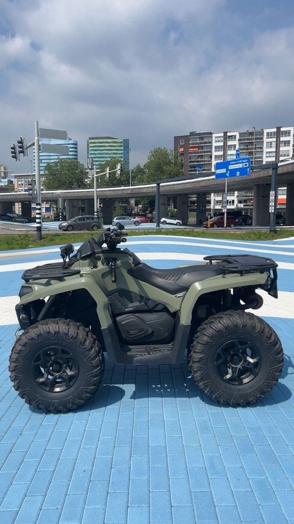 Quad Can am Outlander, Ophalen, Zo goed als nieuw