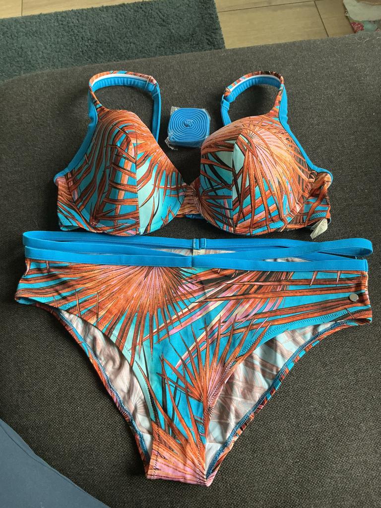 Lisca Bikini - Maat 46 (EU) / 42E (BH), Ophalen of Verzenden, Zo goed als nieuw, Overige kleuren, Bikini