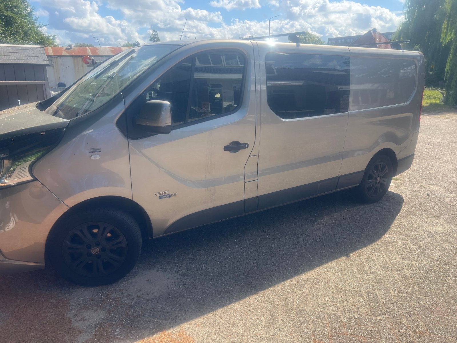 Fiat Talento 1.6 Multijet 2017 met zijschade en motor defect, Auto's, 125 pk, 4 cilinders, Origineel Nederlands, Diesel