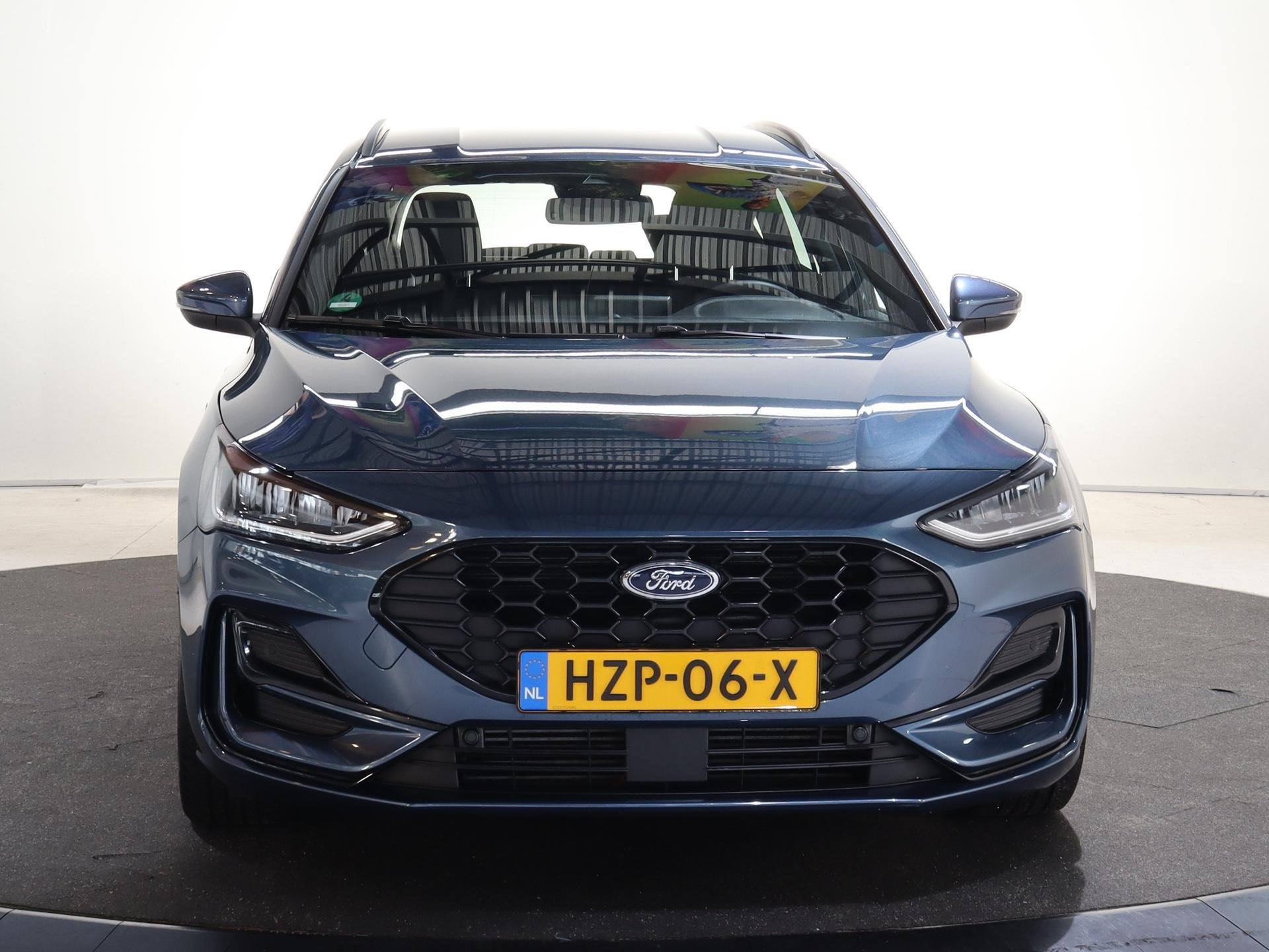 Ford Focus Wagon 1.0 EcoBoost Hybrid ST Line X | Trekhaak |, Auto's, Gebruikt, Euro 6, Blauw, Origineel Nederlands