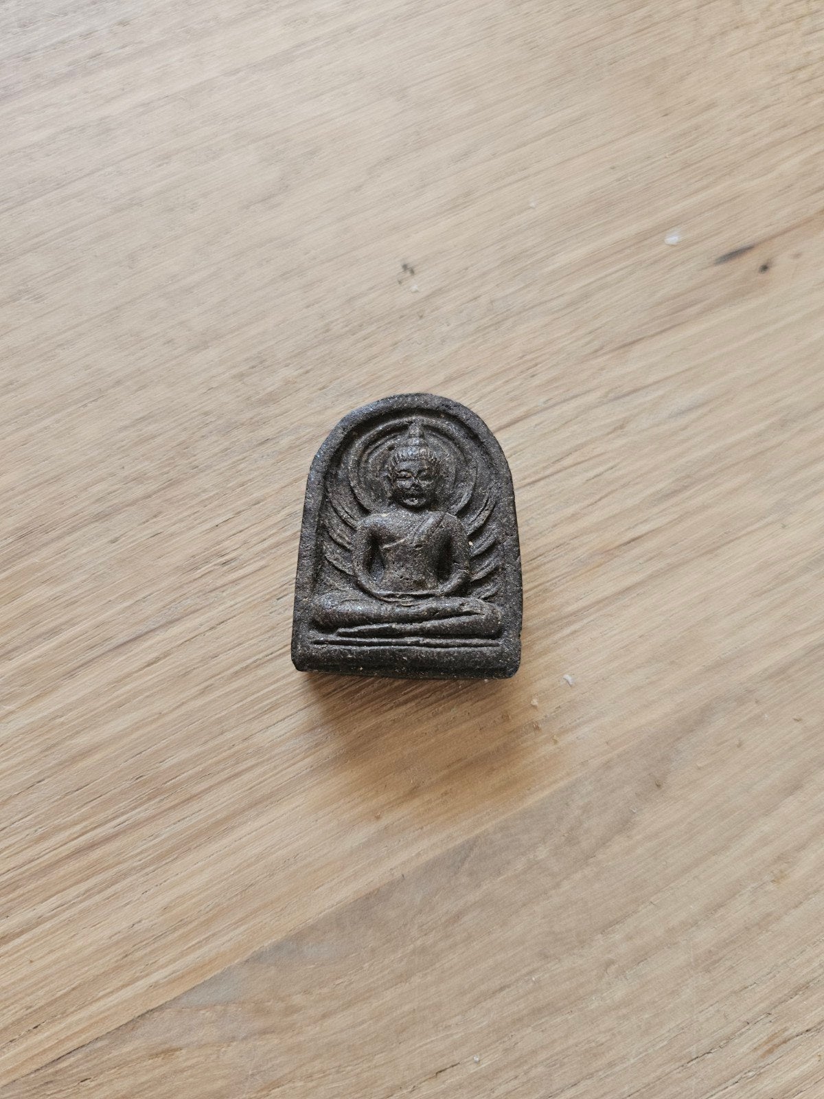 Boeddha beeldje - Amulet - Boeddhisme, Ophalen of Verzenden, Gebruikt, Beeld(je), Boeddhisme