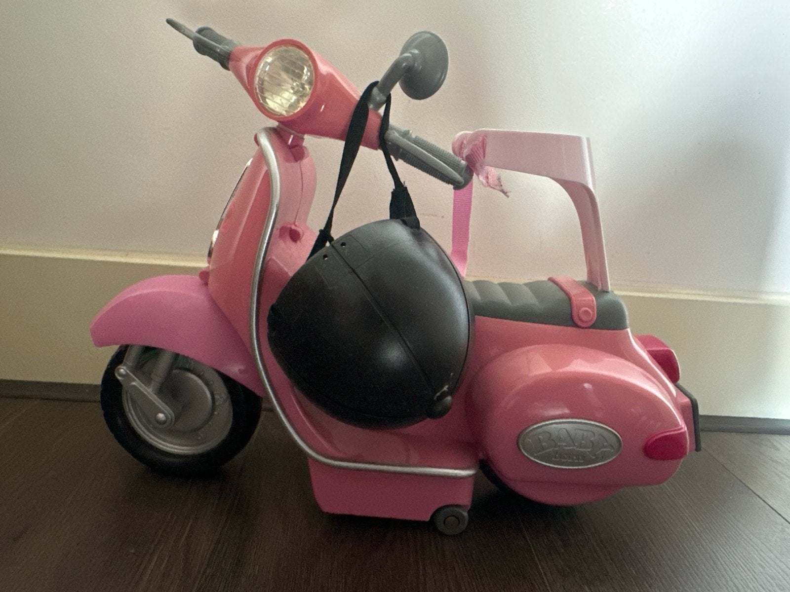 Baby Born Roze Scooter met Helm en afstandsbediening, Kinderen en Baby's, Ophalen of Verzenden, Gebruikt