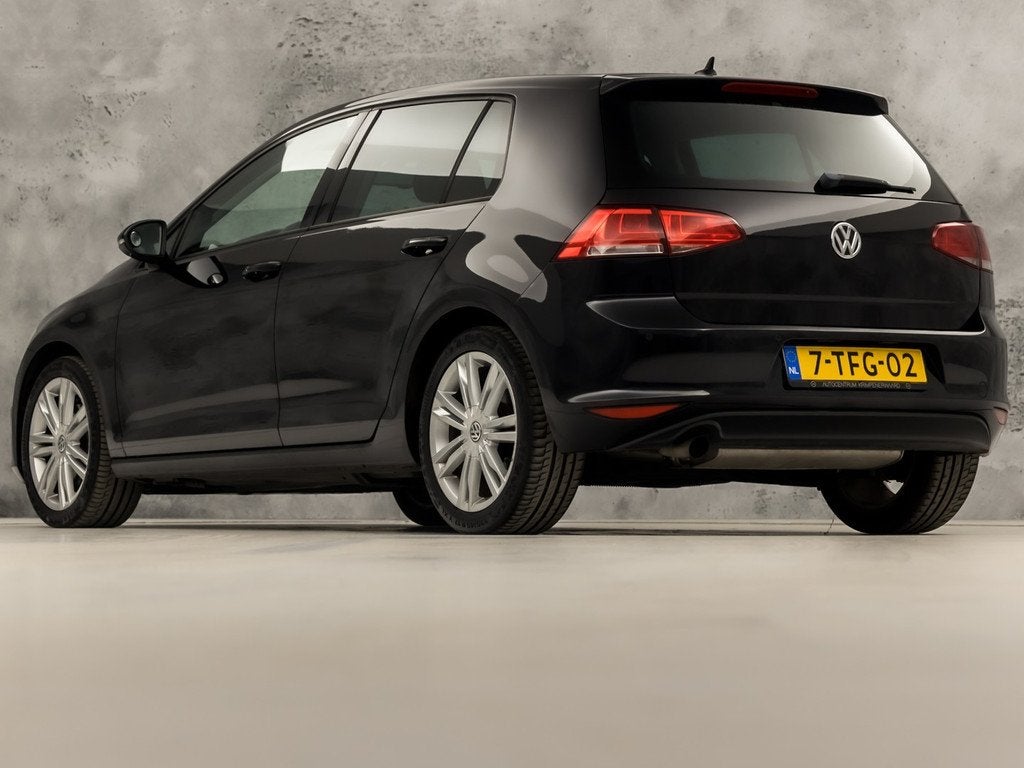 Volkswagen Golf 1.2 TSI Sportline (NAVIGATIE, CLIMATE, GETIN, Auto's, Volkswagen, Voorwielaandrijving, Stof, Zwart, 4 cilinders