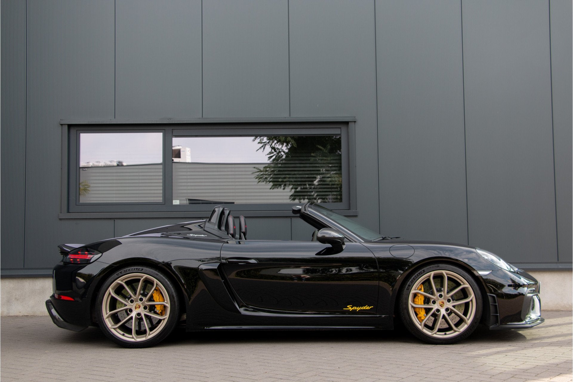 Porsche 718 Spyder 4.0 | Keramische | 918 Carbon Seats | PAS, Auto's, Automaat, Achterwielaandrijving, Gebruikt, Cabriolet