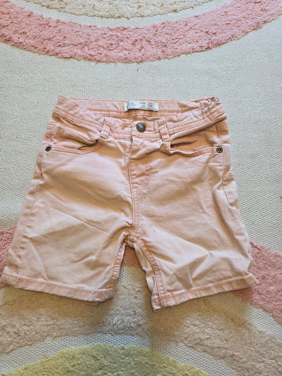 Zalm roze korte broek zara maat 104 paar slijtage sporen zie, Gebruikt, Broekje, Ophalen of Verzenden, Zara Boys