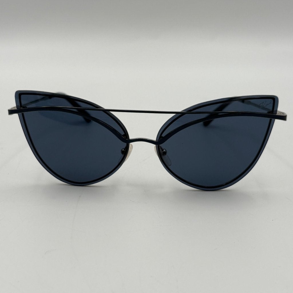 Karl Lagerfeld KL329S Cat zonnebril - Zgan, Sieraden, Tassen en Uiterlijk, Zonnebrillen en Brillen | Dames, Karl Lagerfeld, Zo goed als nieuw