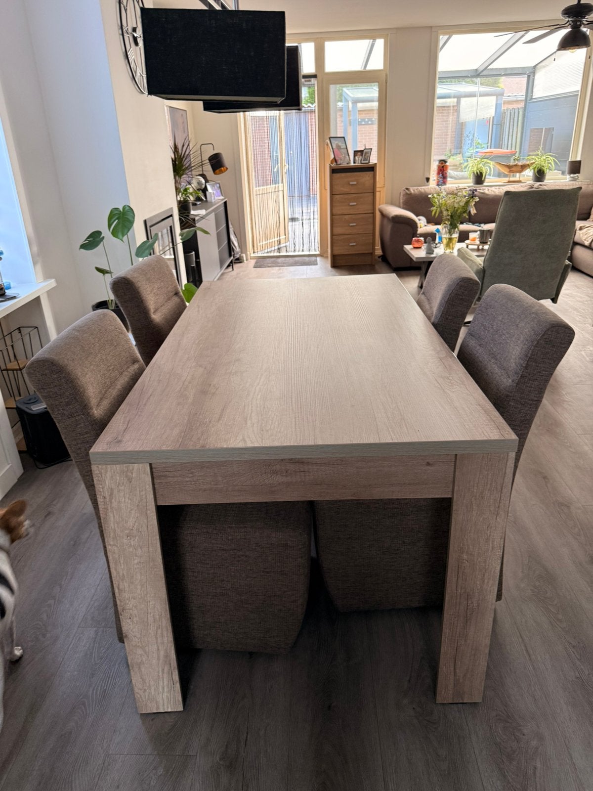 Eettafel met 4 stoelen, Zo goed als nieuw, 150 tot 200 cm, Vier personen, Rechthoekig
