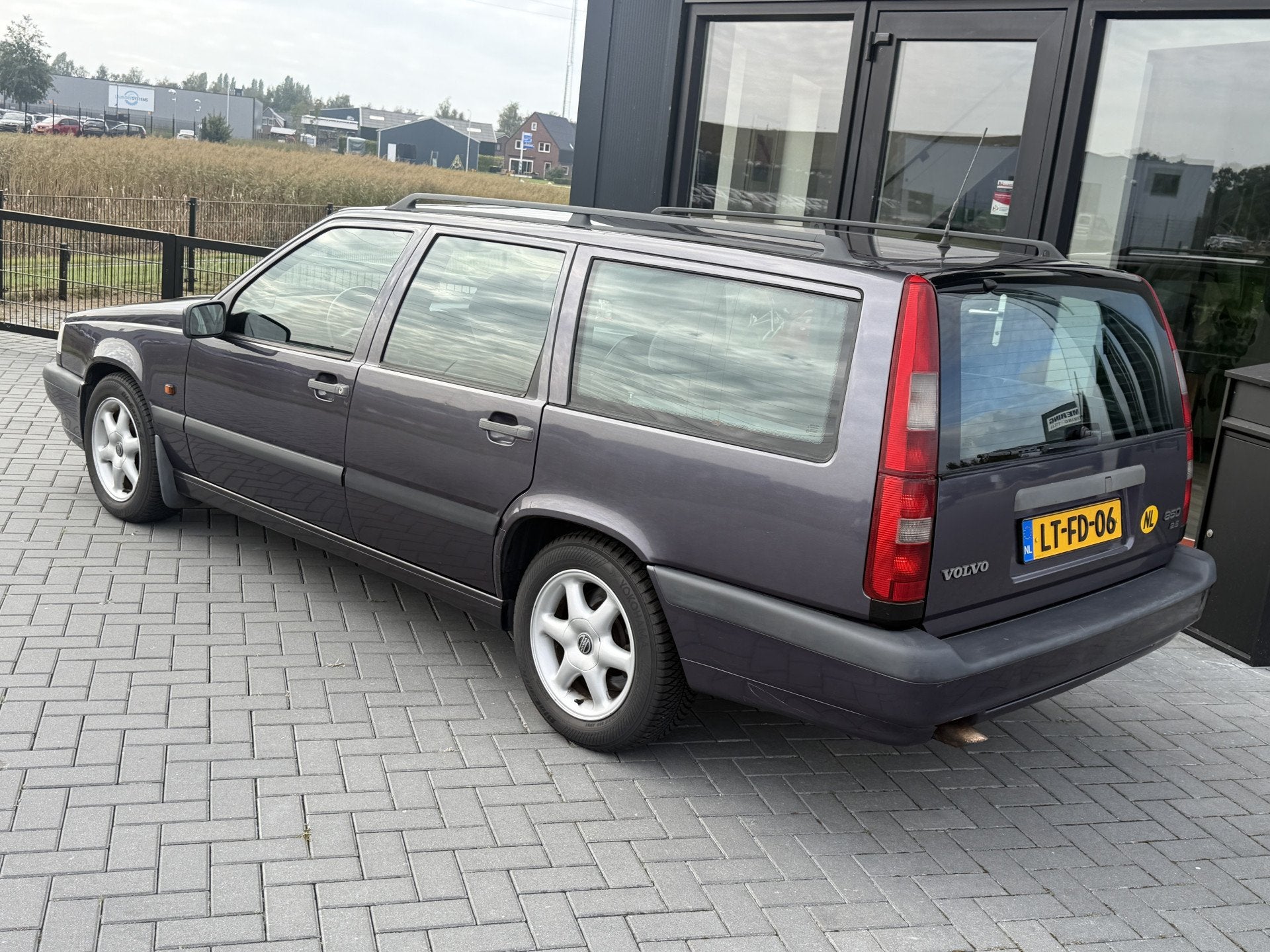 Volvo 850 2.5 Luxury-Line Super rijden | Nwe APK Okt 2028! |, foto 7