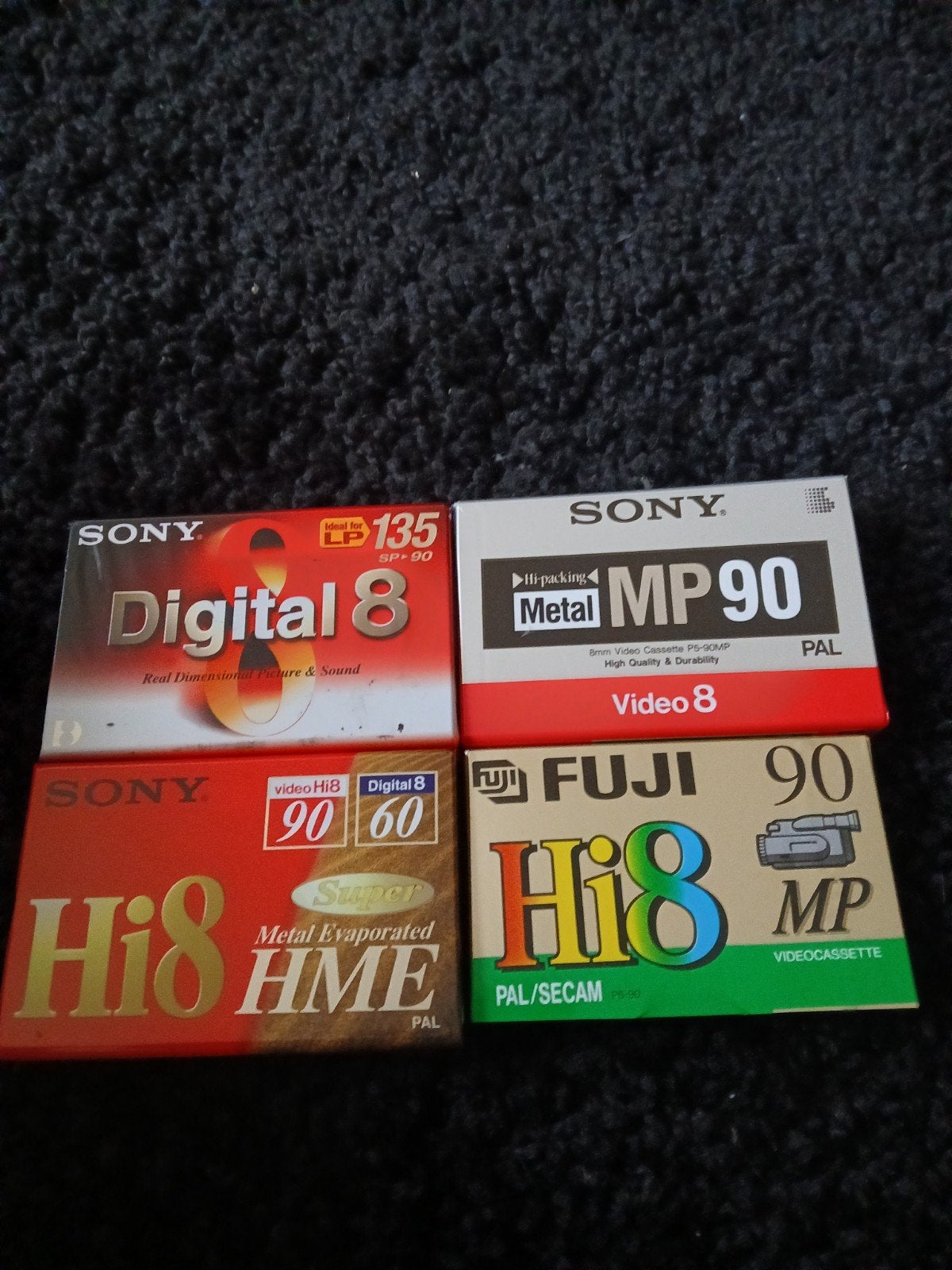 Sony Digital 8, Video 8 en Hi8 videobanden (4 stuks), Audio, Tv en Foto, Ophalen of Verzenden, Nieuw, Videoband