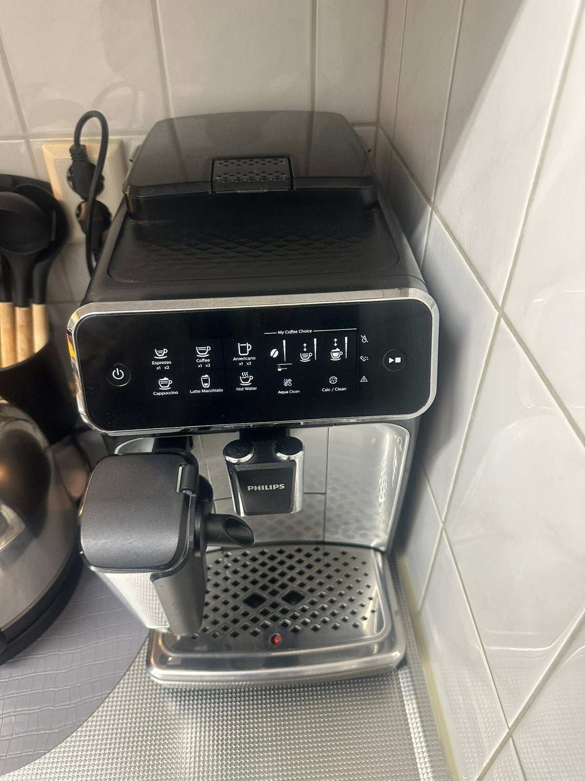 Philips 3200 series LatteGo, Witgoed en Apparatuur, Ophalen, Koffiemachine, Koffiebonen, Zo goed als nieuw