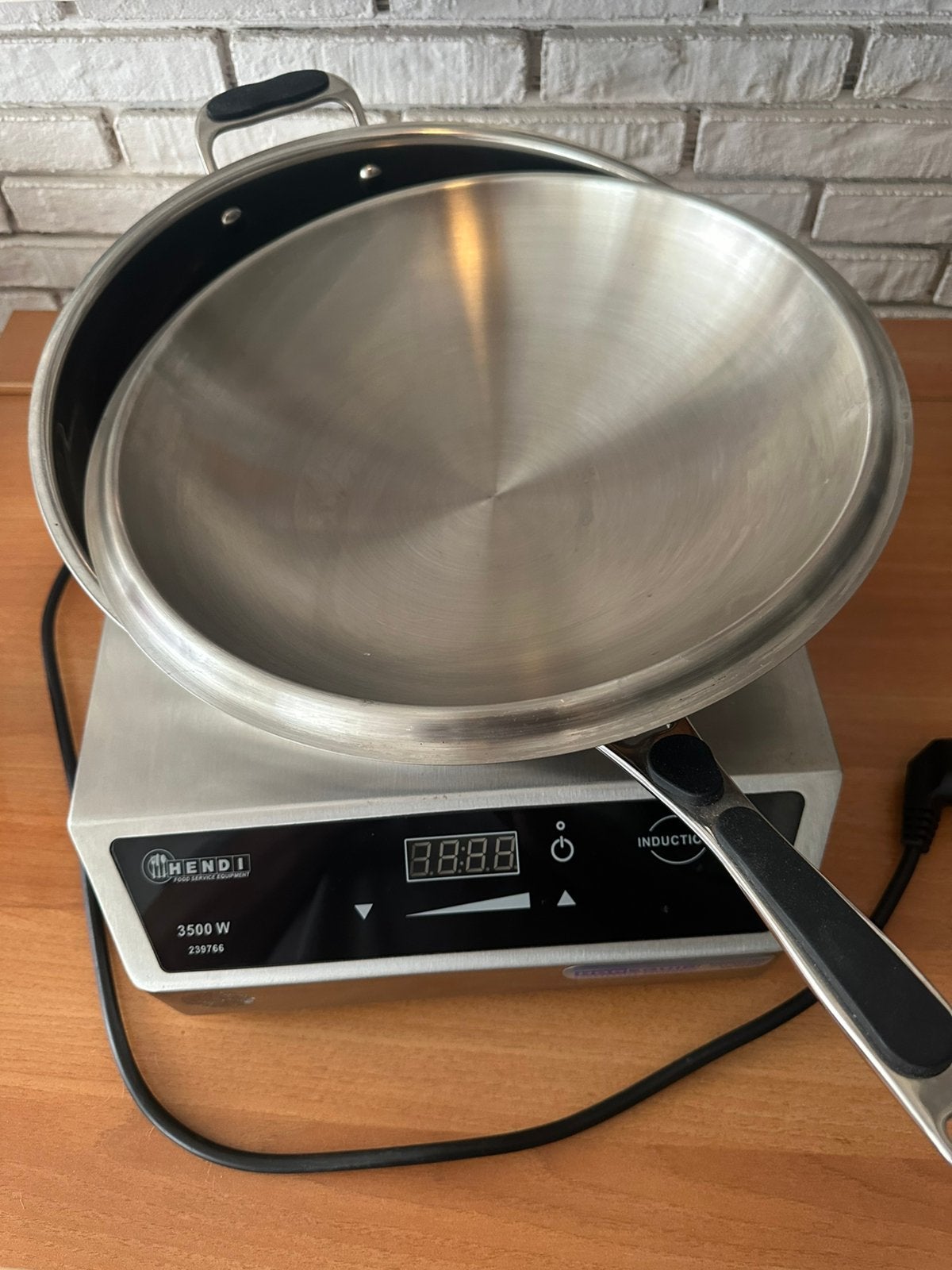 Inductie wok Hendi, Ophalen, 3 kookzones of minder, Zo goed als nieuw, Inductie