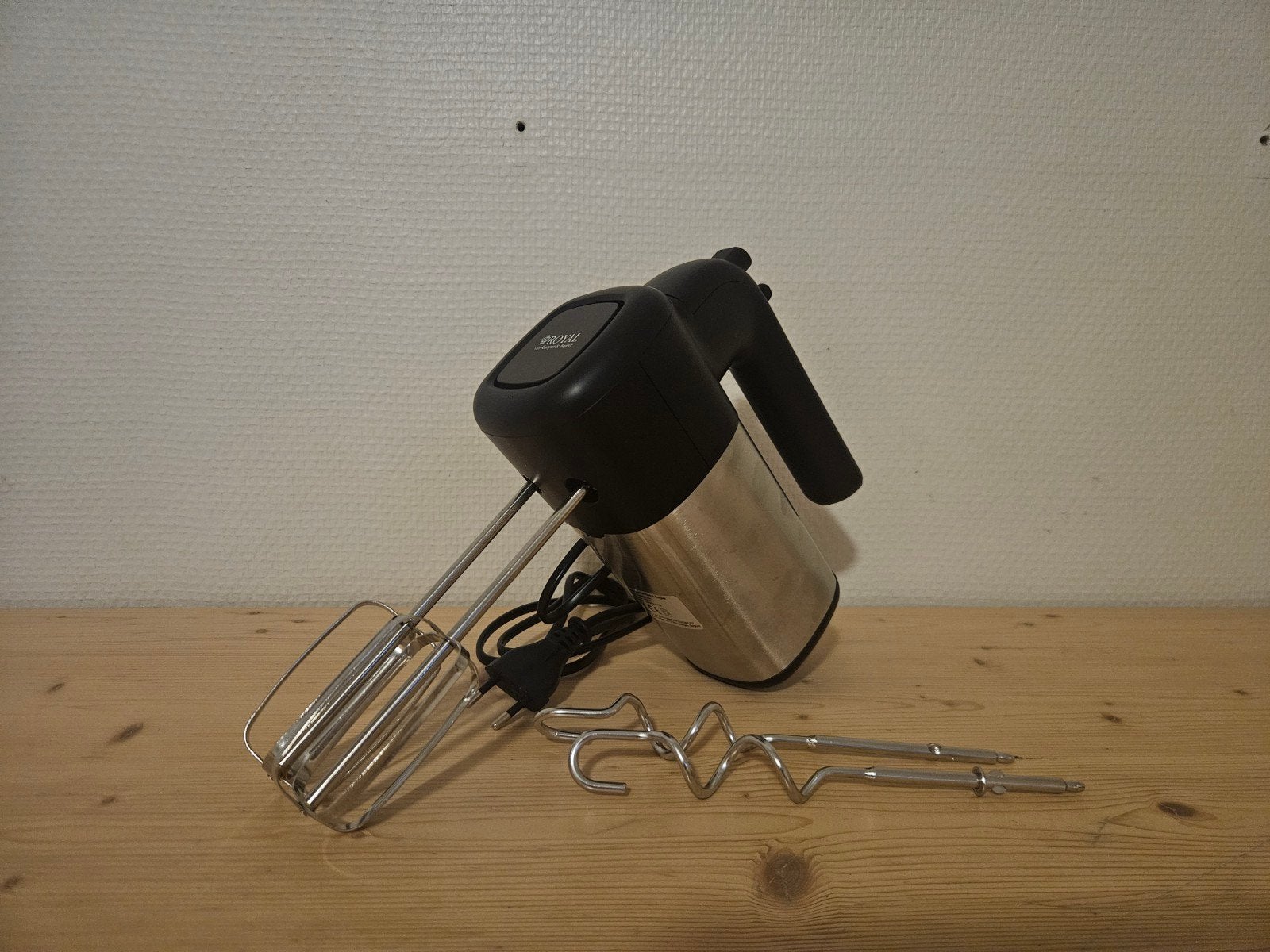 Royal van Kempen & Begeer handmixer - 400W met 5 snelheden, Ophalen of Verzenden, Zo goed als nieuw, 3 snelheden of meer