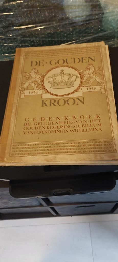 Gouden kroon, Ophalen, Gebruikt, Nederland, Tijdschrift of Boek