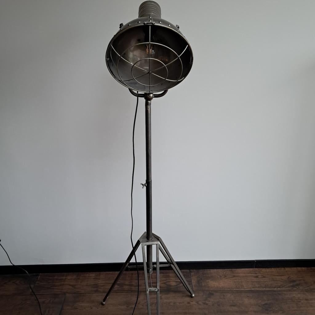 Industriële Vloerlamp Spotlight - Metaal, Ophalen, Zo goed als nieuw, Industrieel, Vintage, Spotlight, Metaal