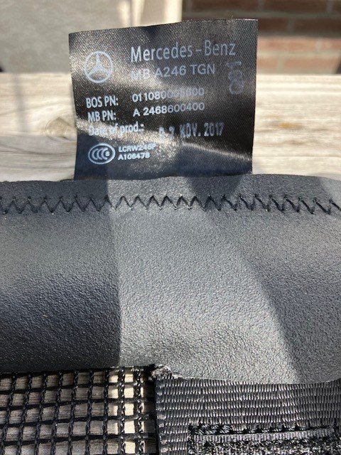 Te koop bagage afscheidingsnet Mercedes B klasse, Auto-onderdelen, Interieur en Bekleding, Ophalen of Verzenden, Nieuw, Mercedes-Benz