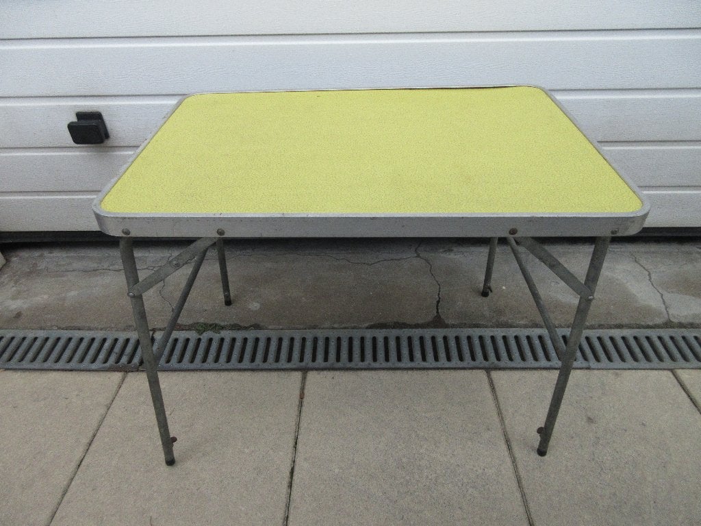Vintage gele formica campingtafel, Ophalen of Verzenden, Gebruikt, Campingtafel