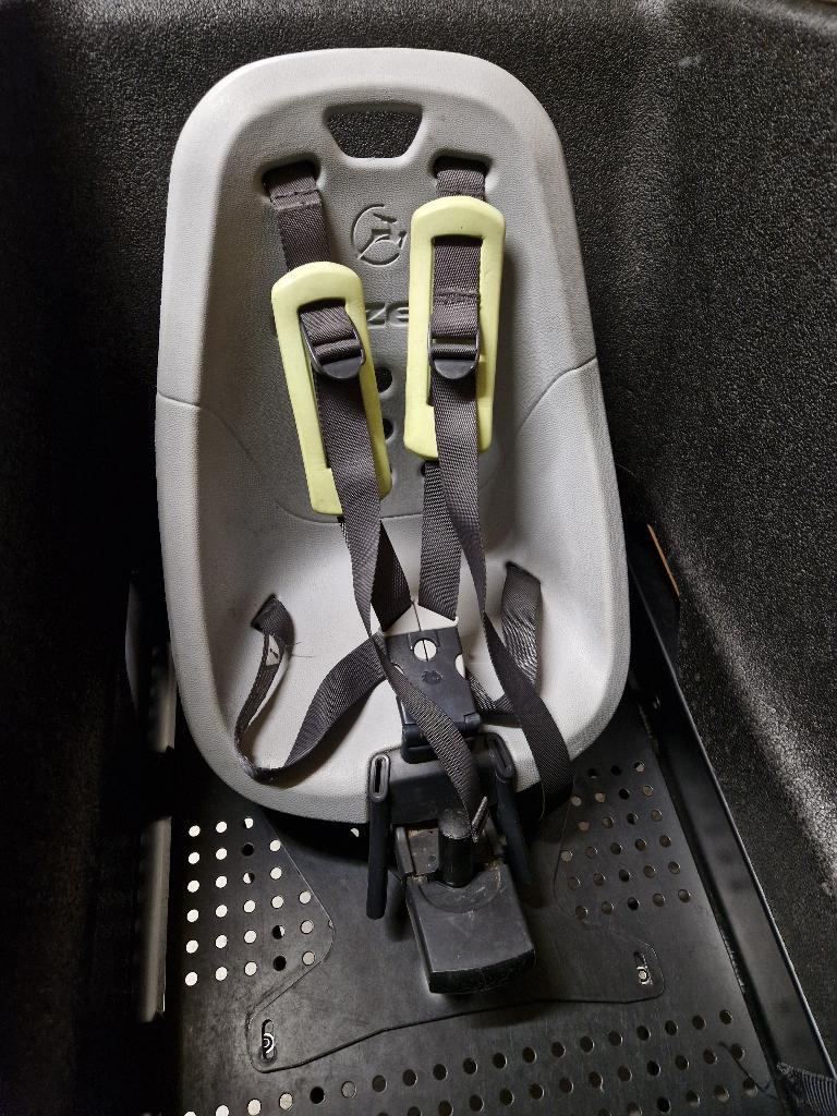 Urban Arrow adapter met Yepp fietsstoeltje nieuwe gordels, Ophalen, Yepp, Voorzitje, 0 t/m 13 kg