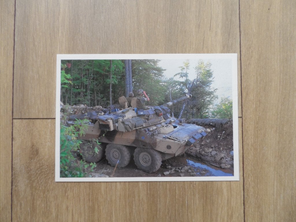 Ansichtkaart Mont Igman French AMX 10 tank 324, Verzamelen, Ophalen of Verzenden, Landmacht, Nederland
