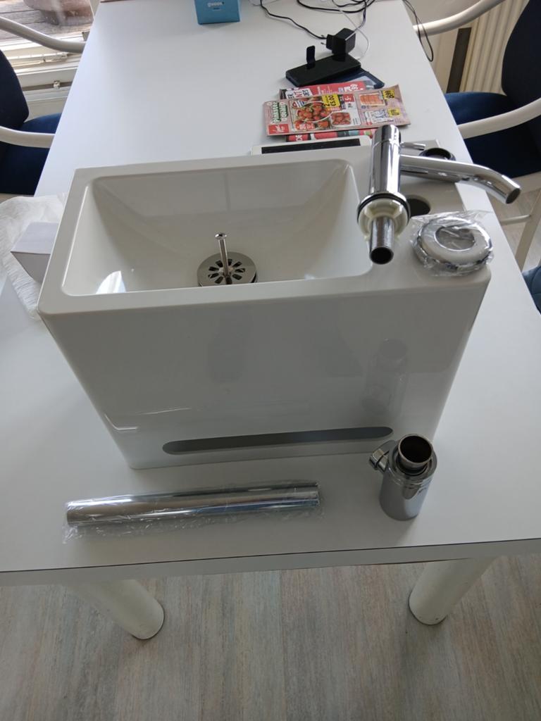 Fontein nieuw met doos en beschrijving, Ophalen, Nieuw, Toilet