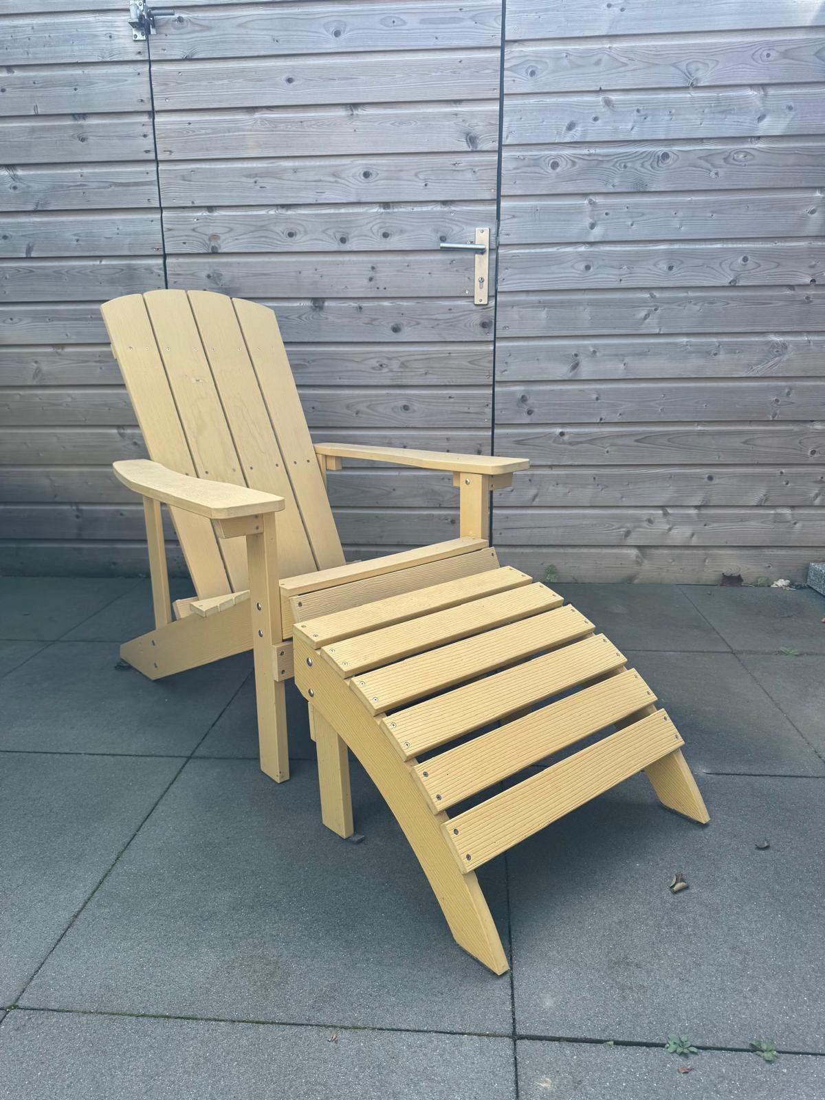 Kunstof Adirondack tuinstoelen, 2 voetenbanken, 2 zitkussens