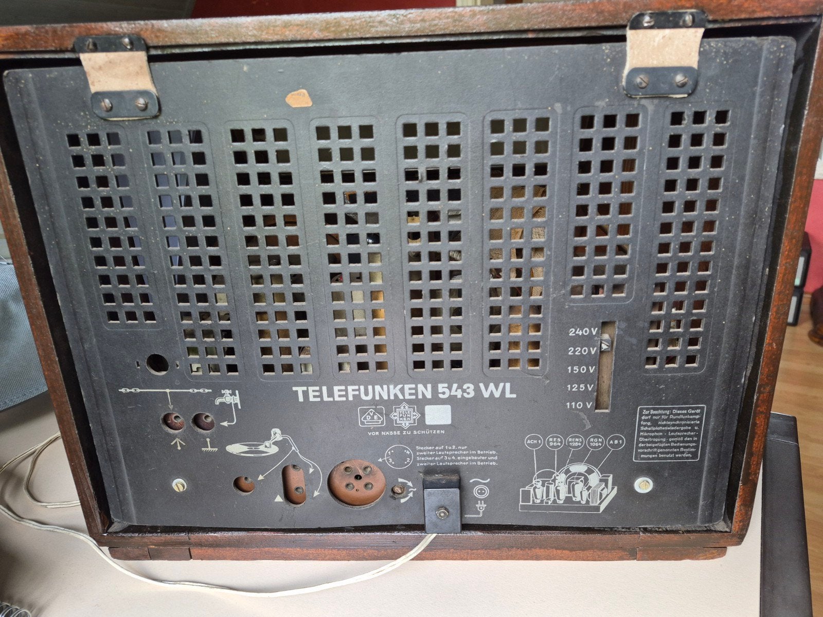 Telefunken 543WL  uit 1934, Ophalen