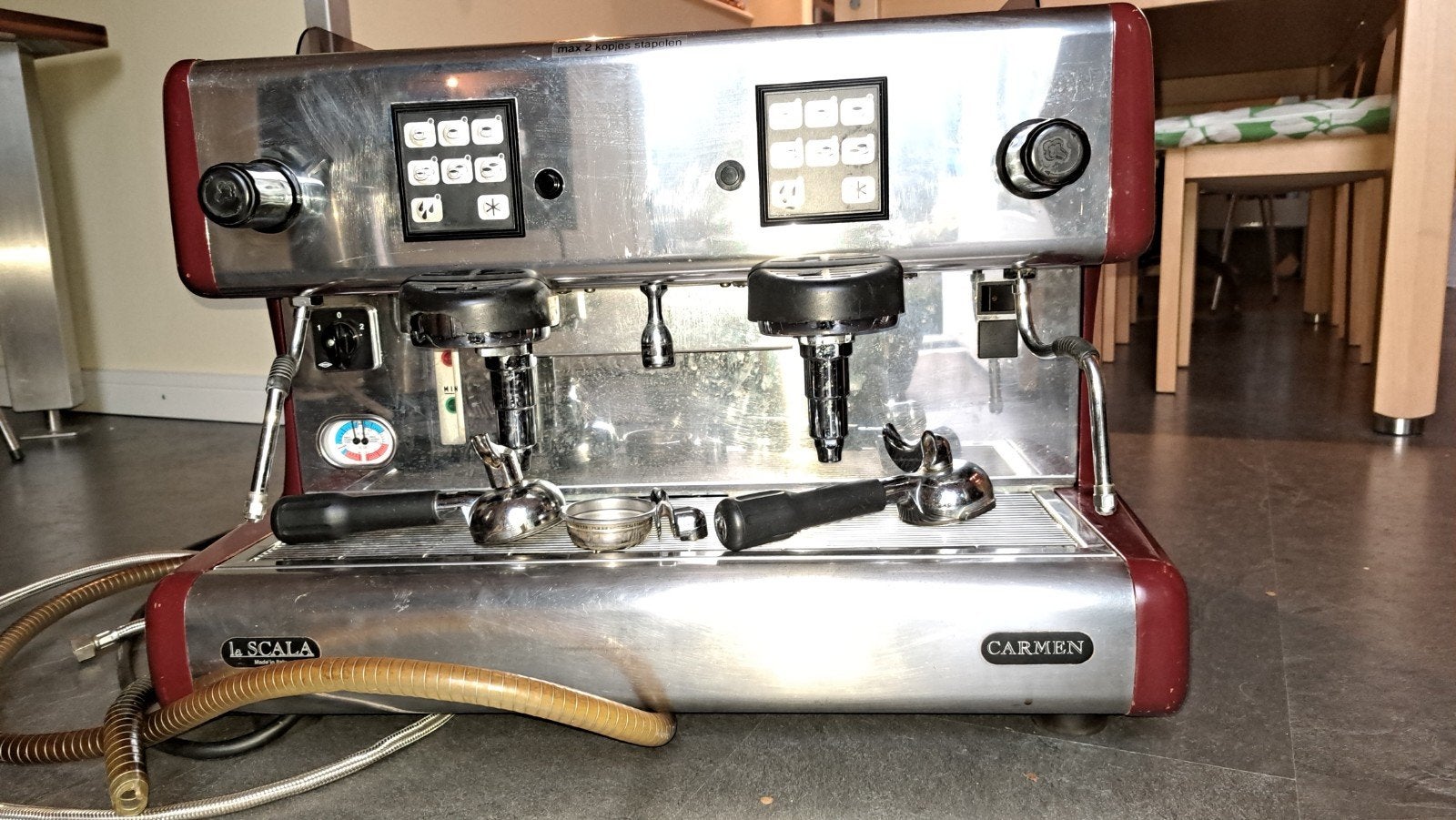 carmen expresso apparaat., Ophalen
