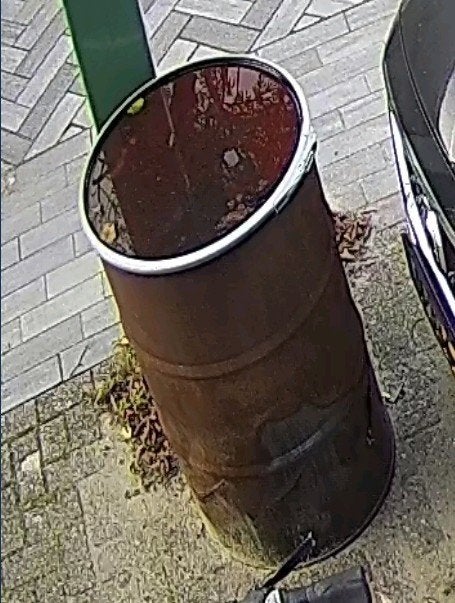 Gratis af te halen: grote vuurton!  - olievat vuurton!, Ophalen of Verzenden