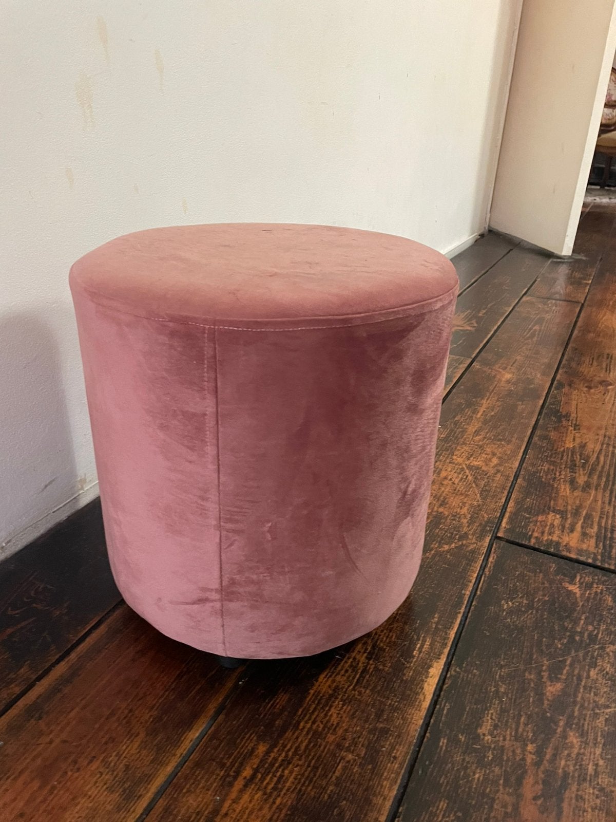 Poefje – roze velours, Ophalen, Gebruikt, Rond, Minder dan 50 cm