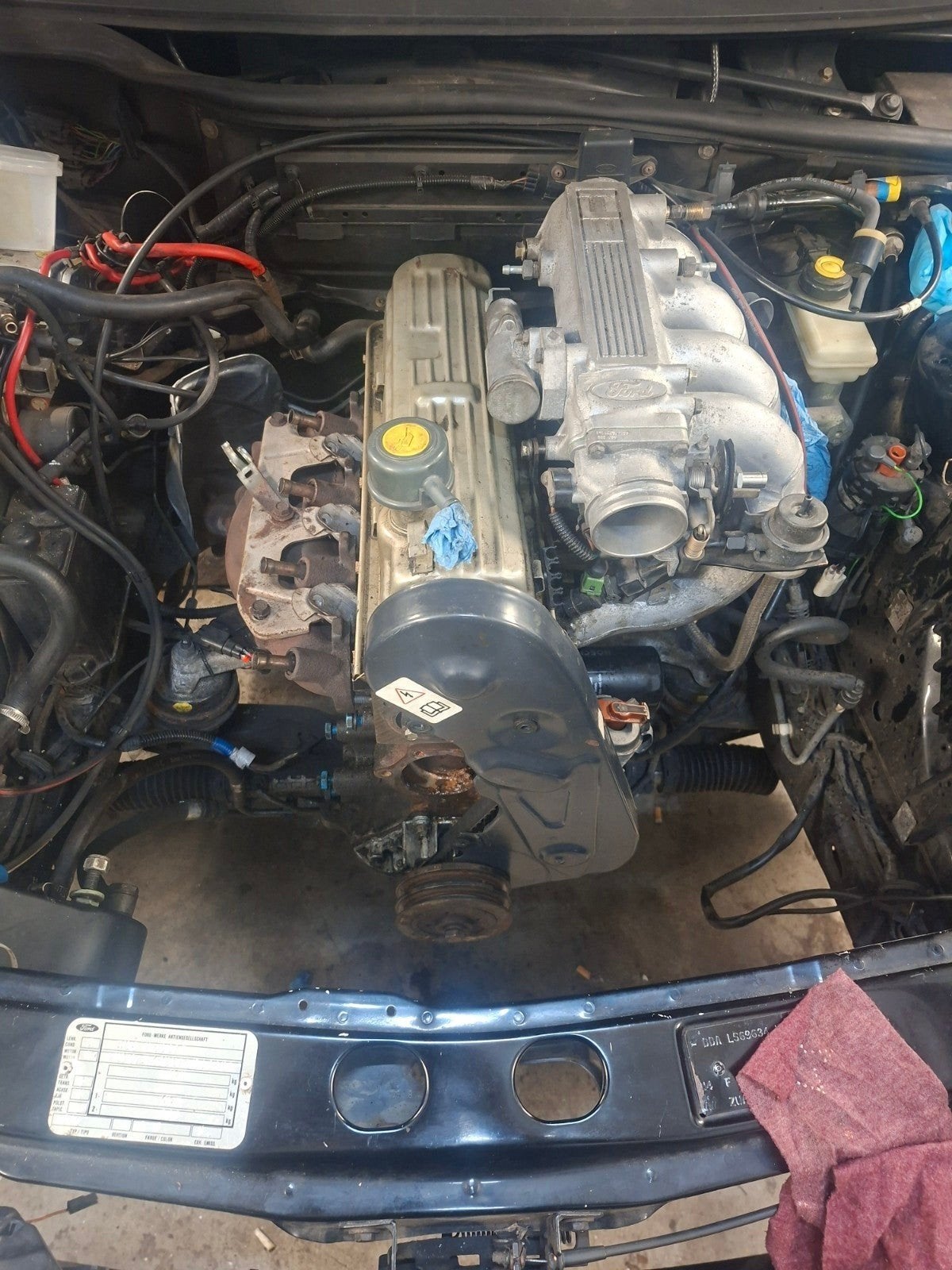 Ford Sierra 2.0i CLX APK tot 7-9-2028 Nieuwe distributie, foto 8