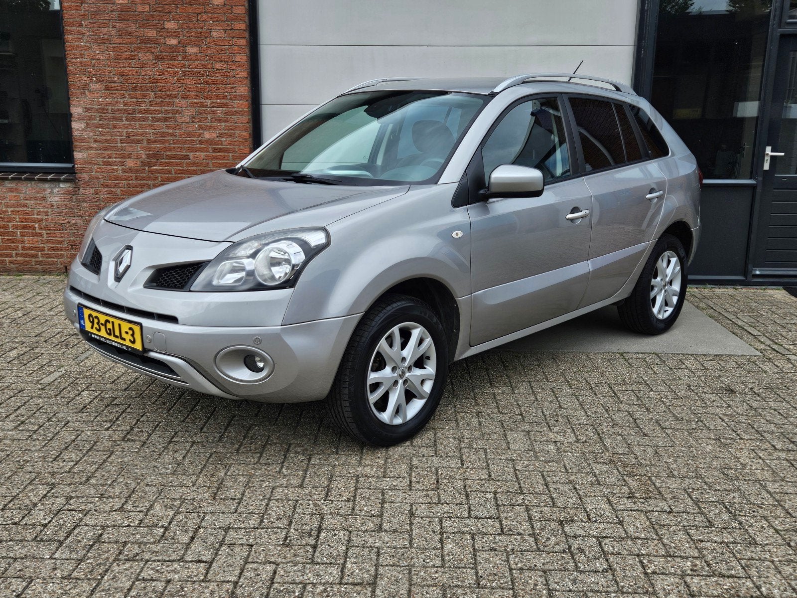 Renault Koleos 2.5i 171PK Dynamique 2008 NETTE AUTO! 2000KG!, Auto's, Renault, Voorwielaandrijving, Zwart, 4 cilinders, 2000 kg