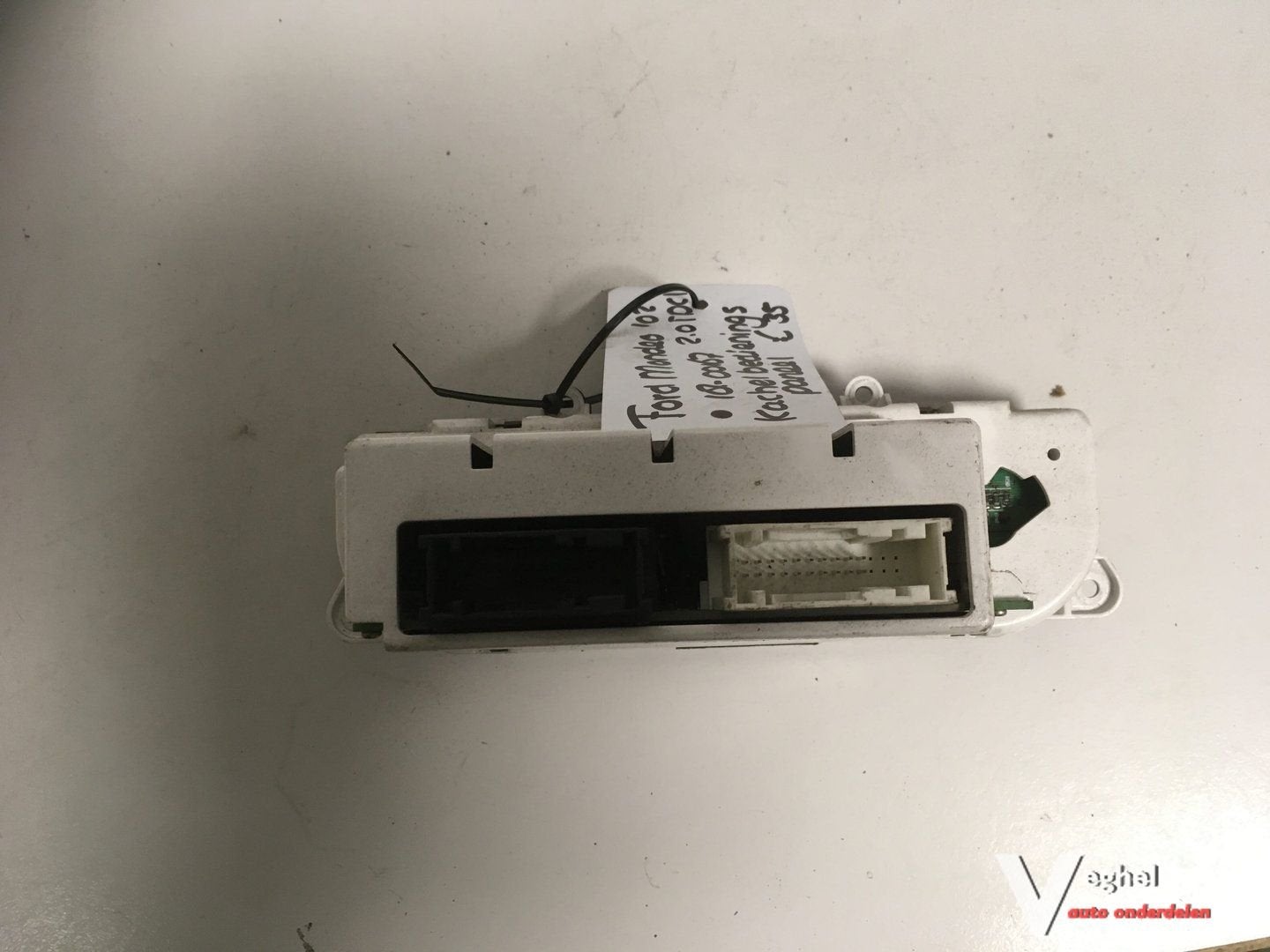 Ford mondeo 2002 kachelbed met airco, Gebruikt, -, -, Ophalen of Verzenden
