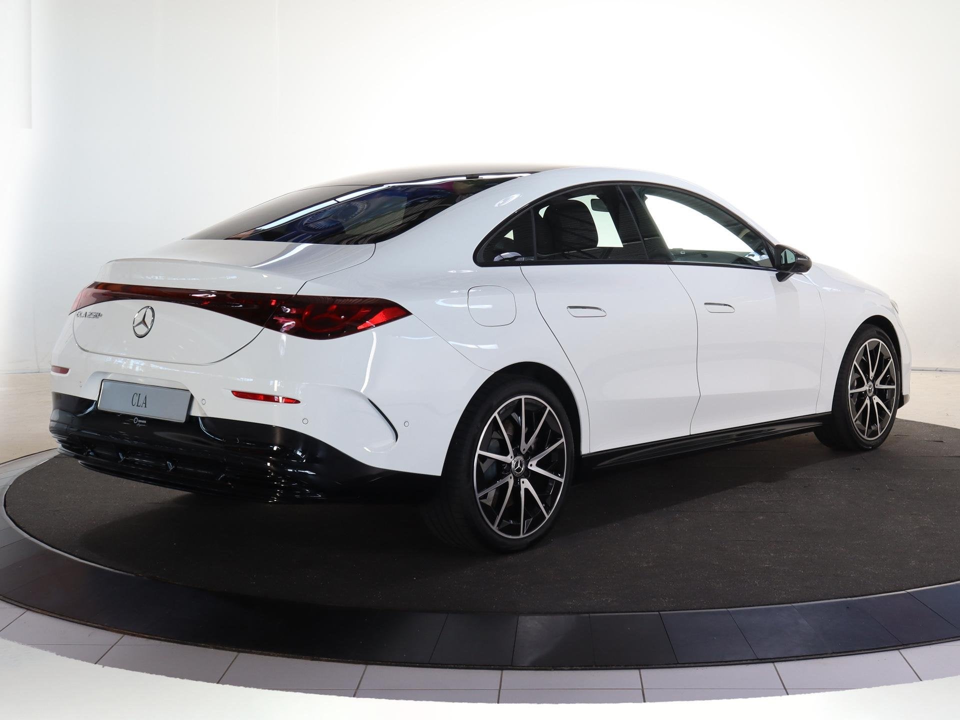 Mercedes-Benz CLA-klasse 250+ Launch Edition 85.5 kWh | Nigh, Auto's, CLA, Achterwielaandrijving, 743 km, Wit