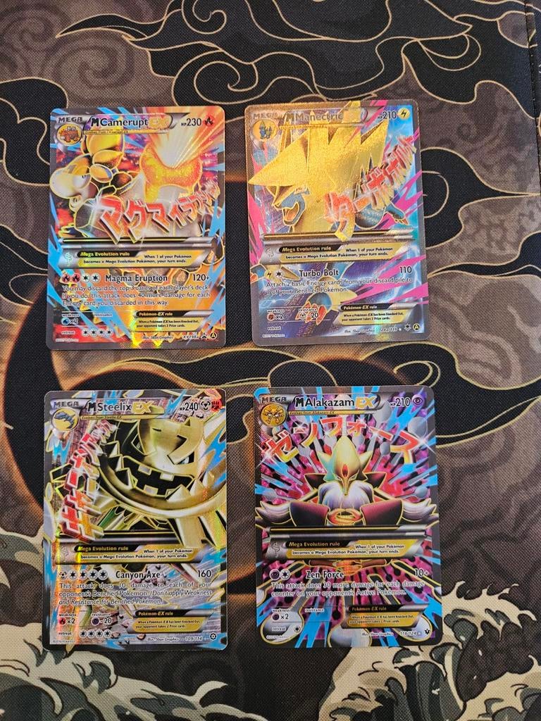 4 Mega EX Pokémon kaarten, Ophalen of Verzenden, Gebruikt, Meerdere kaarten