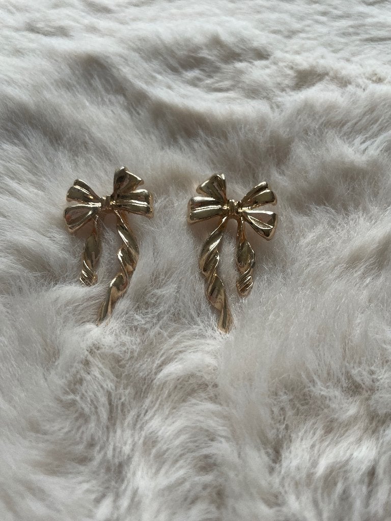 Gouden strik oorbellen, Ophalen, Overige materialen, Hangers, Zo goed als nieuw