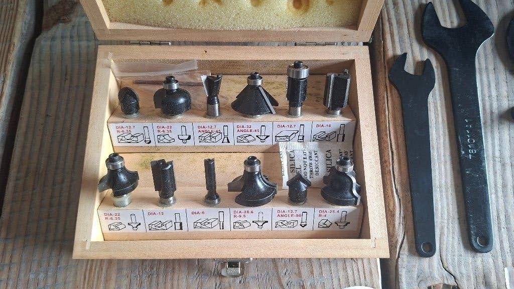 Makita RP0900K Bovenfrees freesmachine, ., Ophalen of Verzenden, Zo goed als nieuw, .