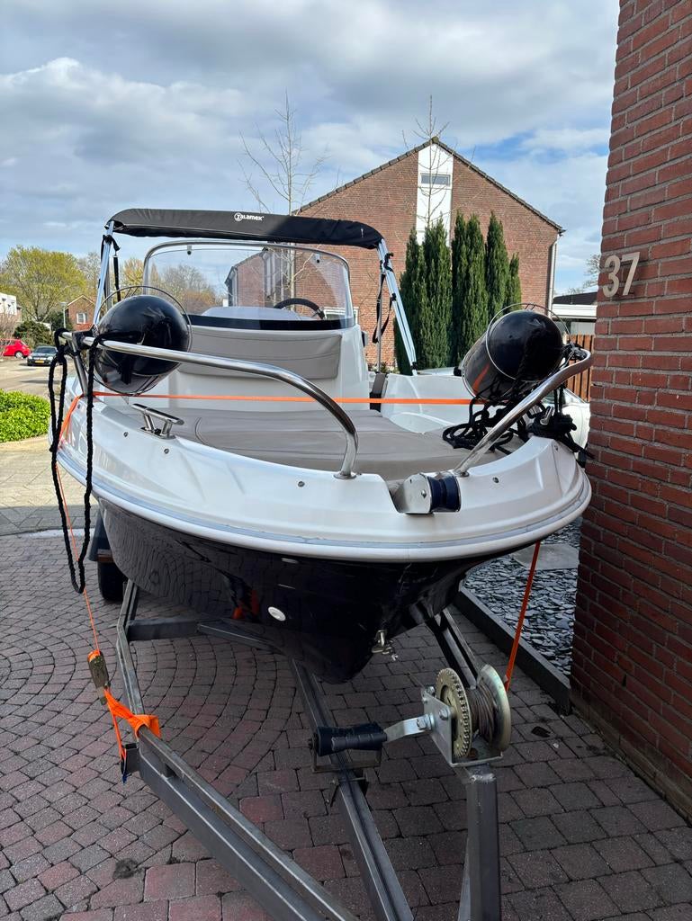 Mooie Console Boot Prins 475 inclusief Trailer, Watersport en Boten, Vis- en Consoleboten, Gebruikt, 30 tot 50 pk, 3 tot 6 meter